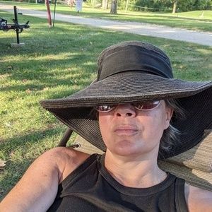 Meet your Posher, Jacki